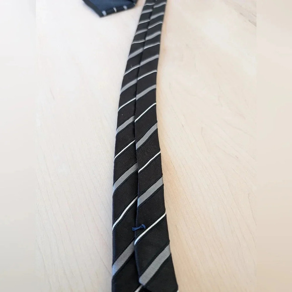 🇮🇹CANALI black striped tie - Picture 8 of 10